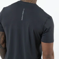 Performance Short Sleeve Shirt - Obsidian -Fitness Clothing Store Performance Short Sleeve Obsidian Detail