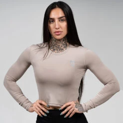 Women's Performance Long Sleeve - Taupe 8 Women's Performance Long Sleeve - Taupe -Fitness Clothing Store womens performance long sleeve taupe detail